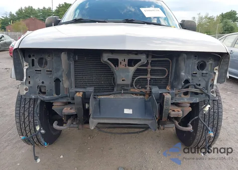 2004 Chevrolet Blazer Ls z USA, uszkodzony, nr VIN 1GNCT18X44K143336